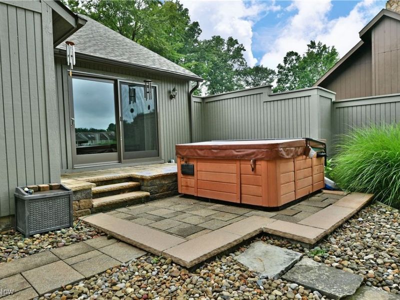 404 Cherry Hill Lane, Cortland, OH 44410 Photo 44