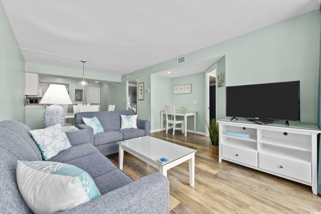 9400 Shore Dr. Photo 9