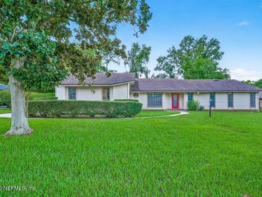 798 CAMERON Drive, Orange Park, FL 32073