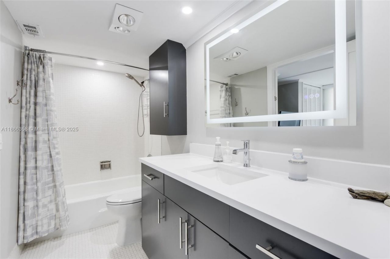 1200 S Ocean Blvd, Unit 17F, Boca Raton, FL 33432 Photo