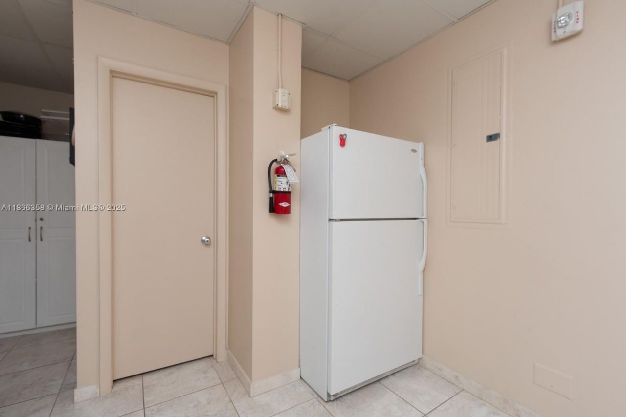 1200 S Ocean Blvd, Unit 17F, Boca Raton, FL 33432 Photo