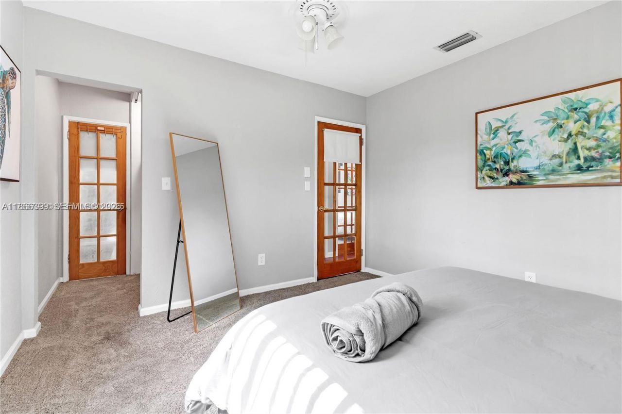 460 NW 88th Ter, El Portal, FL 33150 Photo