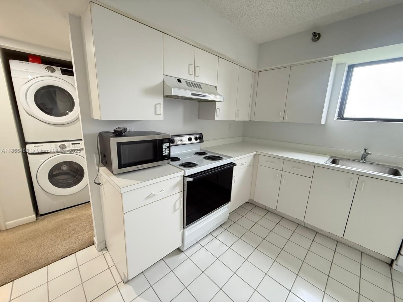 3300 NE 191st St, Unit 1801, Aventura, FL 33180 Photo