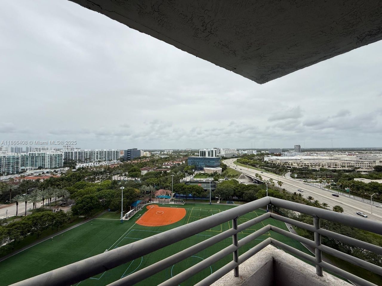 3300 NE 191st St, Unit 1801, Aventura, FL 33180 Photo