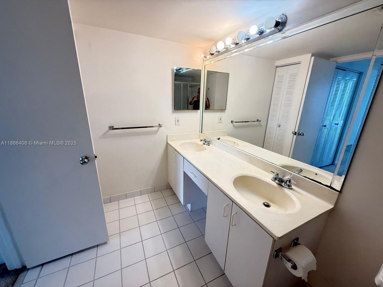 3300 NE 191st St, Unit 1801, Aventura, FL 33180 Photo