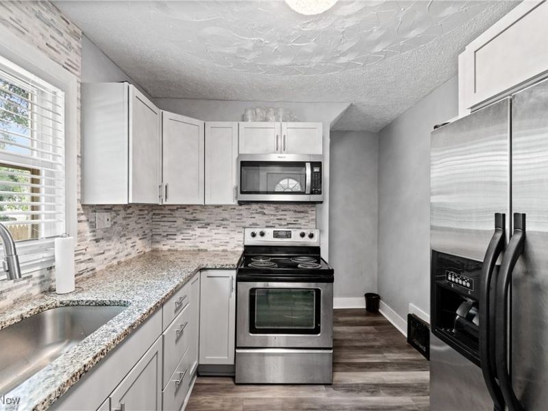 444 Evers Street, Akron, OH 44310 Photo 11