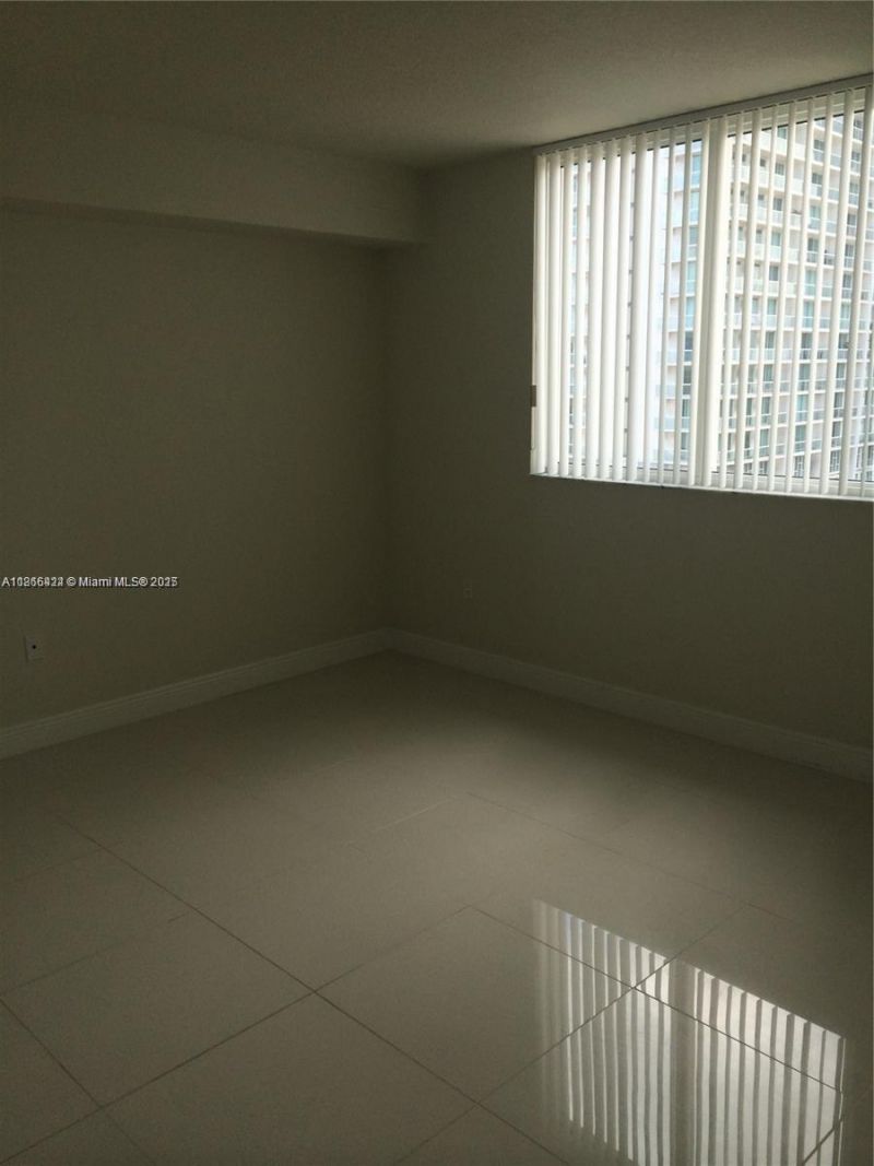 1861 NW S River Dr, Unit 1005, Miami, FL 33125 Photo