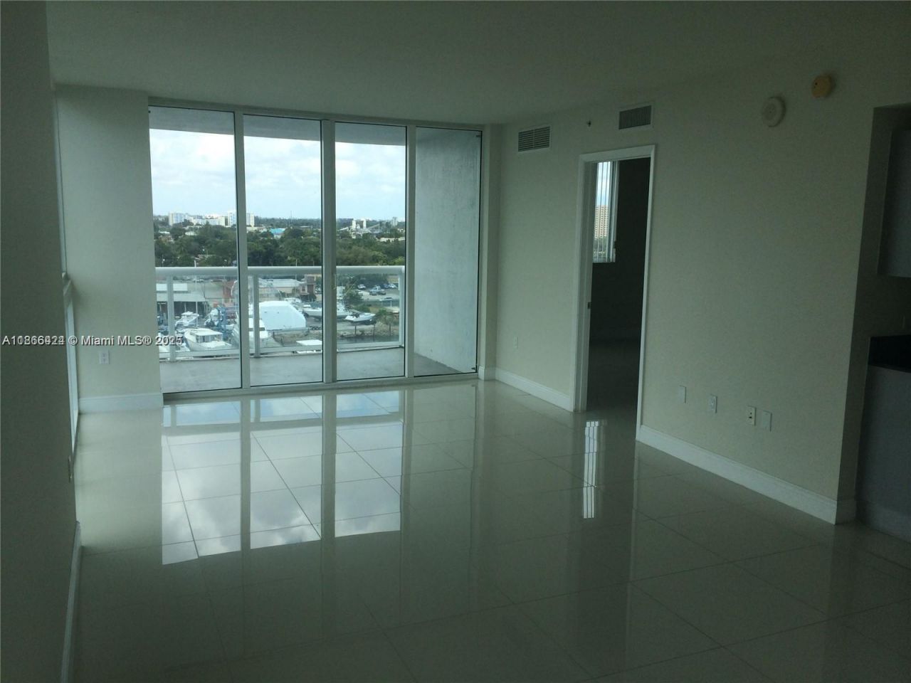 1861 NW S River Dr, Unit 1005, Miami, FL 33125 Photo