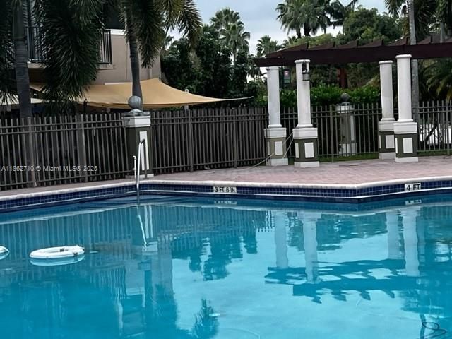 608 NE 33rd Ter, Unit 608, Homestead, FL 33033 Photo