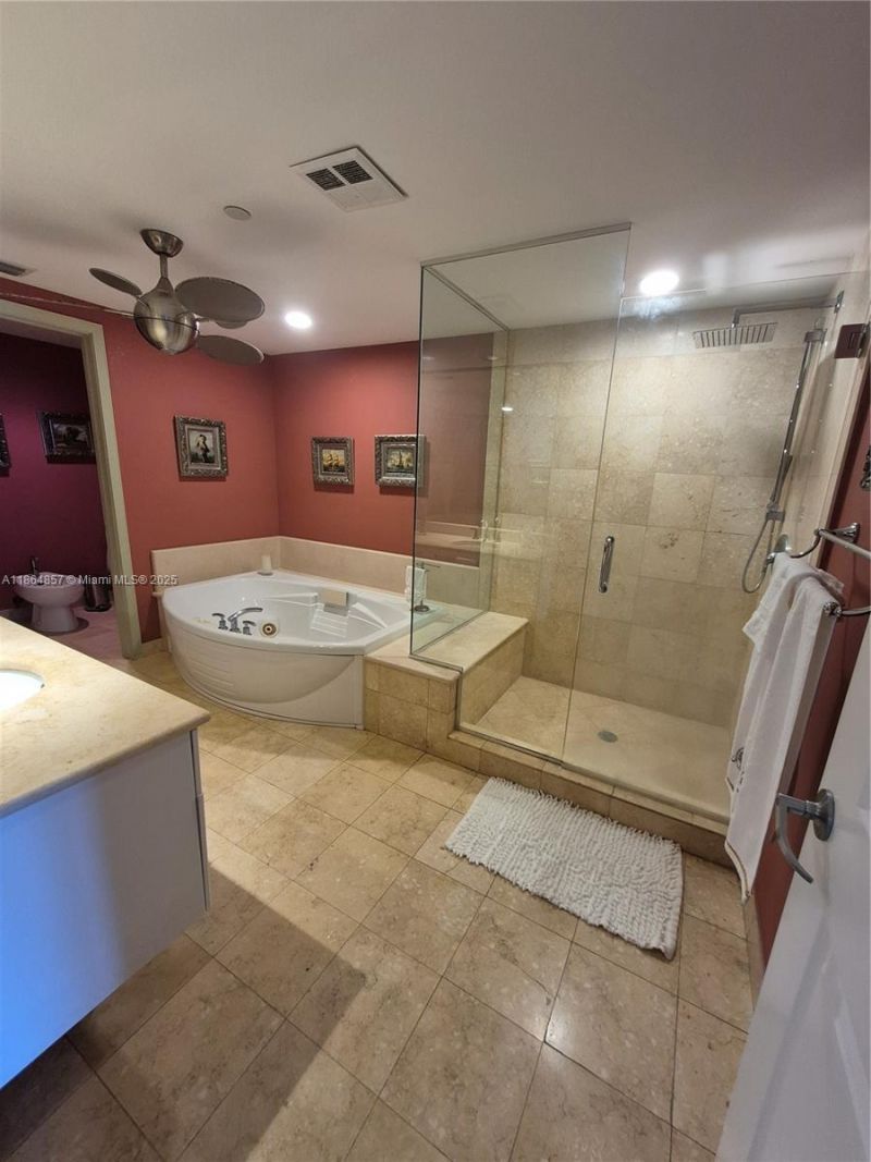 3101 S Ocean Dr, Unit 2707, Hollywood, FL 33019 Photo