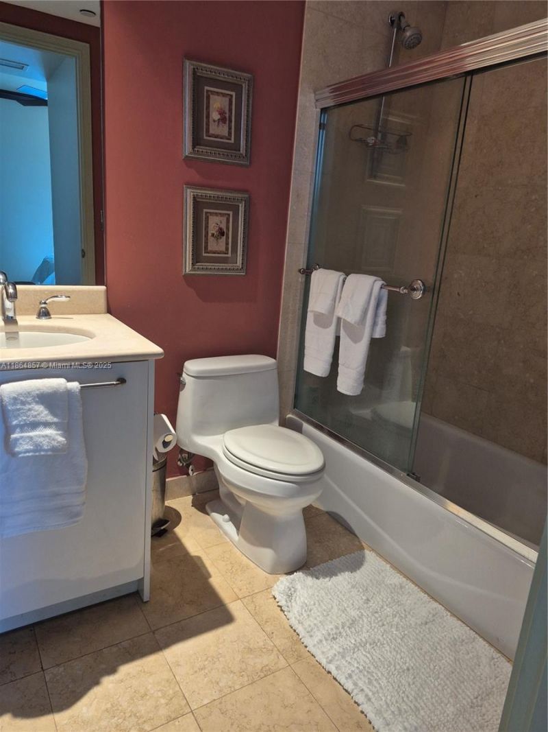 3101 S Ocean Dr, Unit 2707, Hollywood, FL 33019 Photo