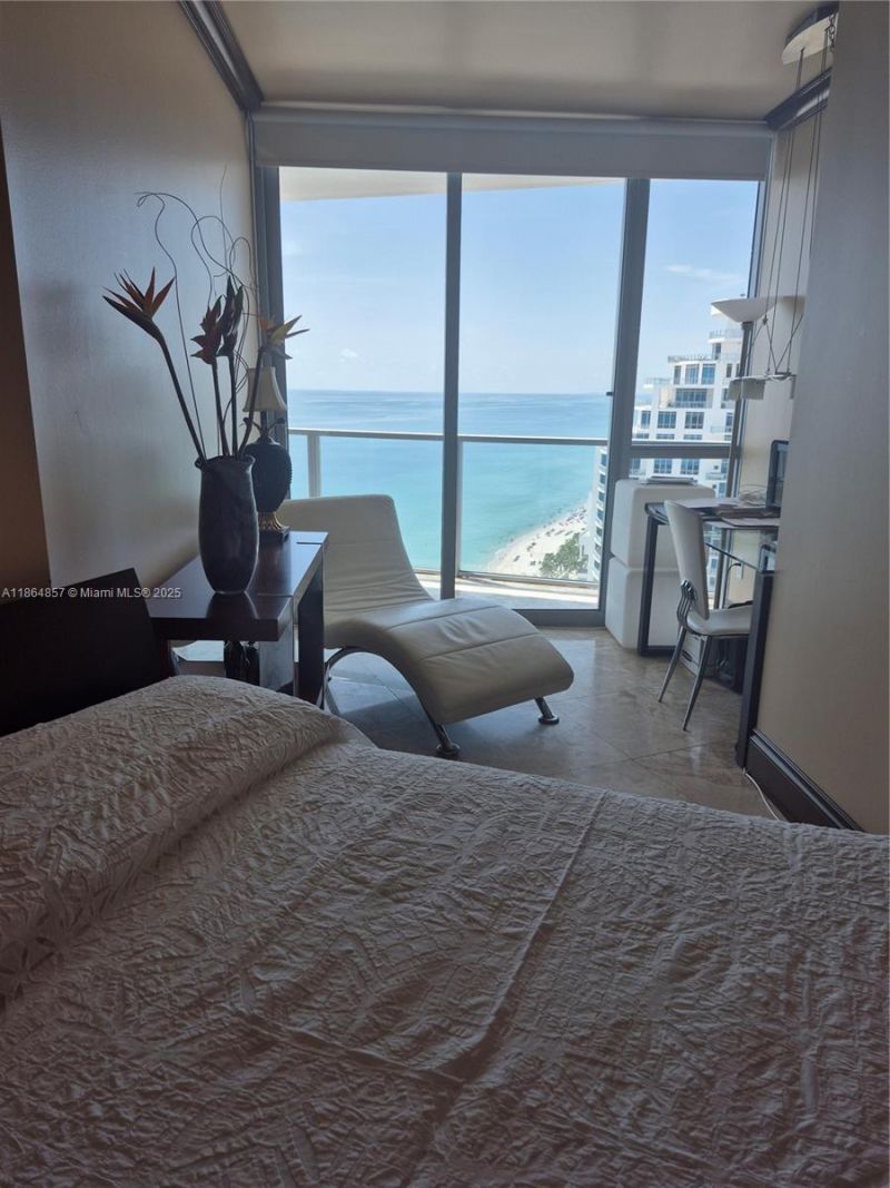 3101 S Ocean Dr, Unit 2707, Hollywood, FL 33019 Photo