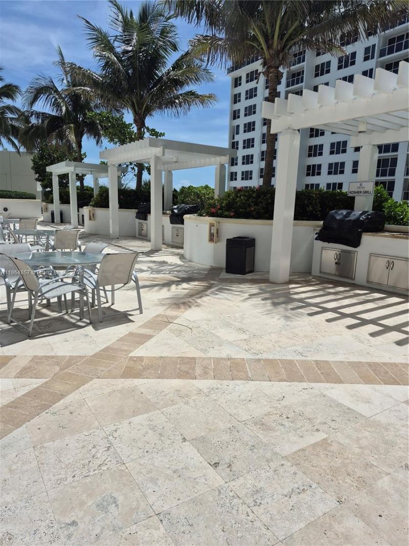 3101 S Ocean Dr, Unit 2707, Hollywood, FL 33019 Photo