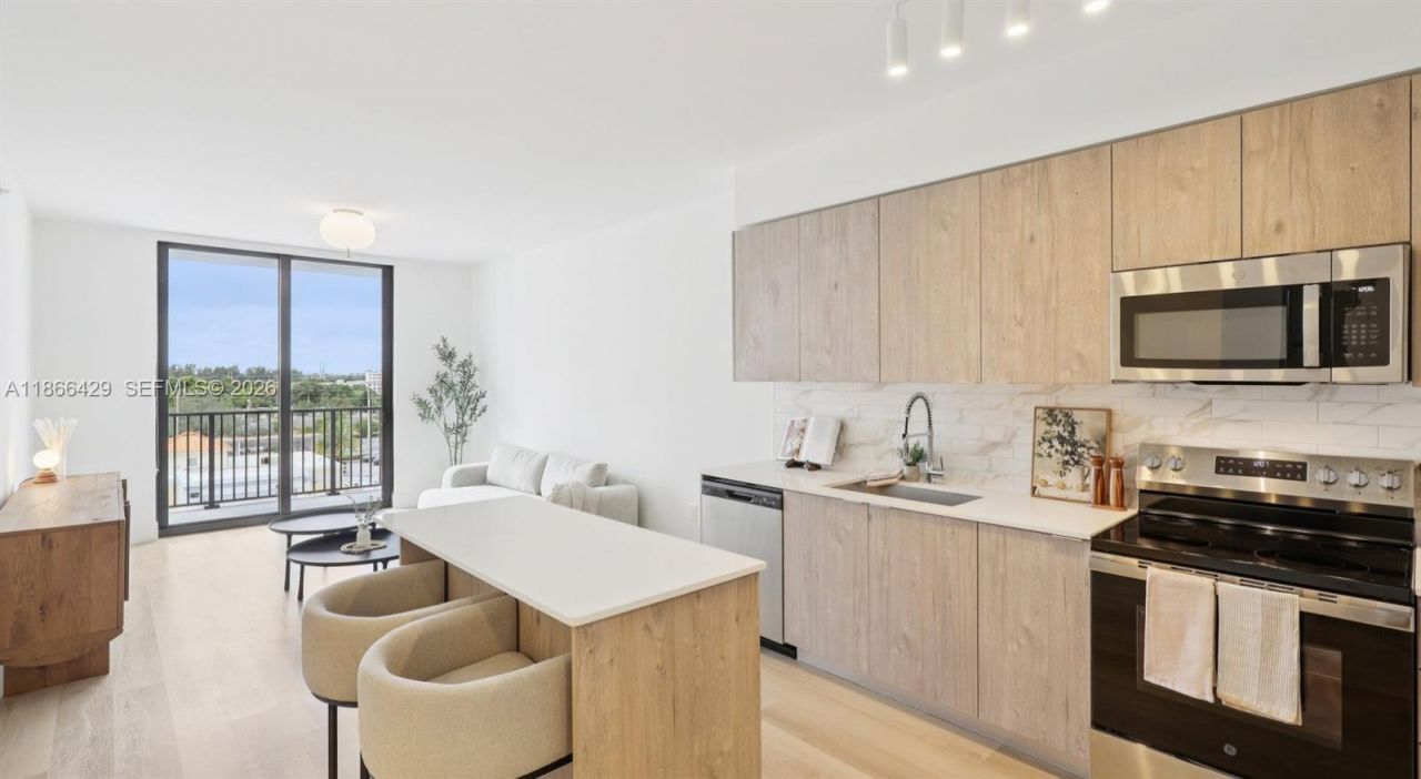 4465 Griffin Road, Unit A1B, Davie, FL 33314 Photo