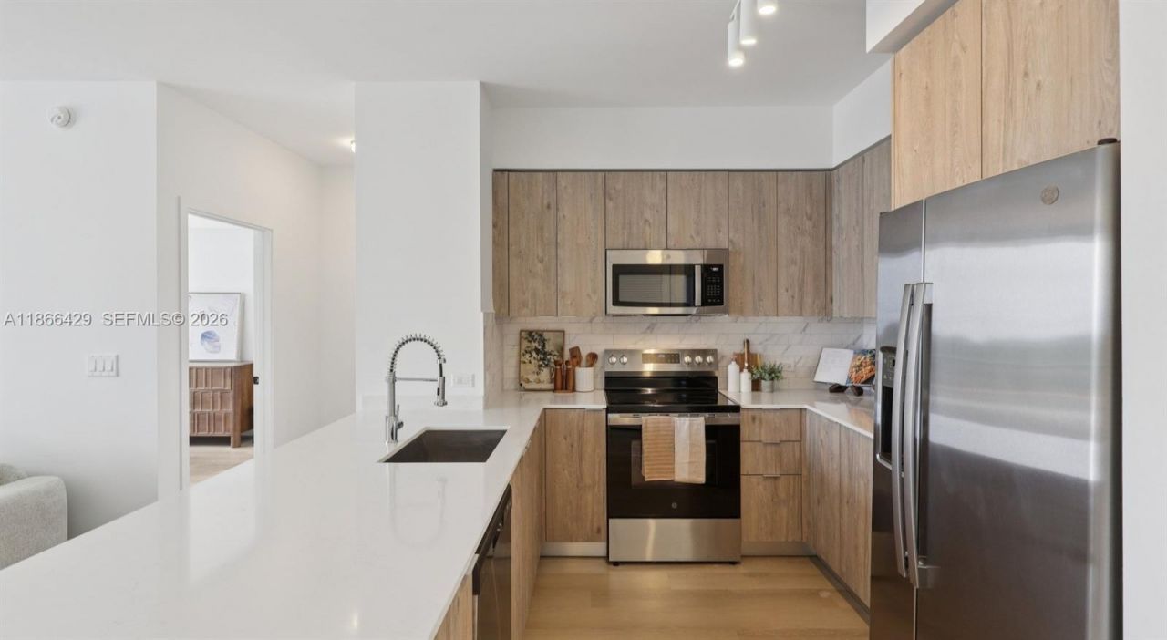 4465 Griffin Road, Unit A1B, Davie, FL 33314 Photo