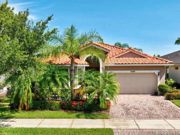 11484 SW Mountain Ash Circle, Port St. Lucie, FL 34987