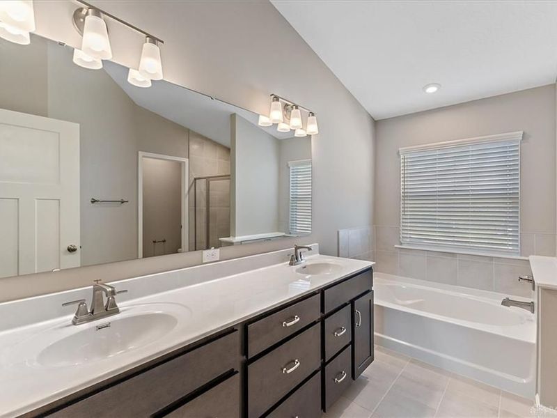 5366 Augusta Drive, Unit 10-301, Turtlecreek Township, OH 45036 Photo 15