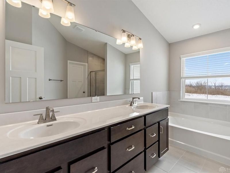 5366 Augusta Drive, Unit 10-301, Turtlecreek Township, OH 45036 Photo 19