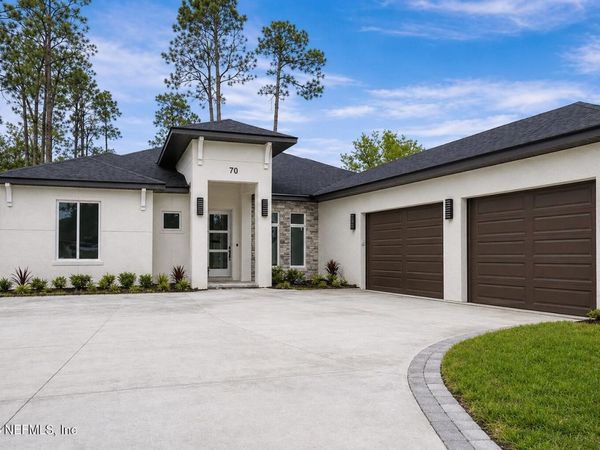 20 ESSINGTON Lane, Palm Coast, FL 32164