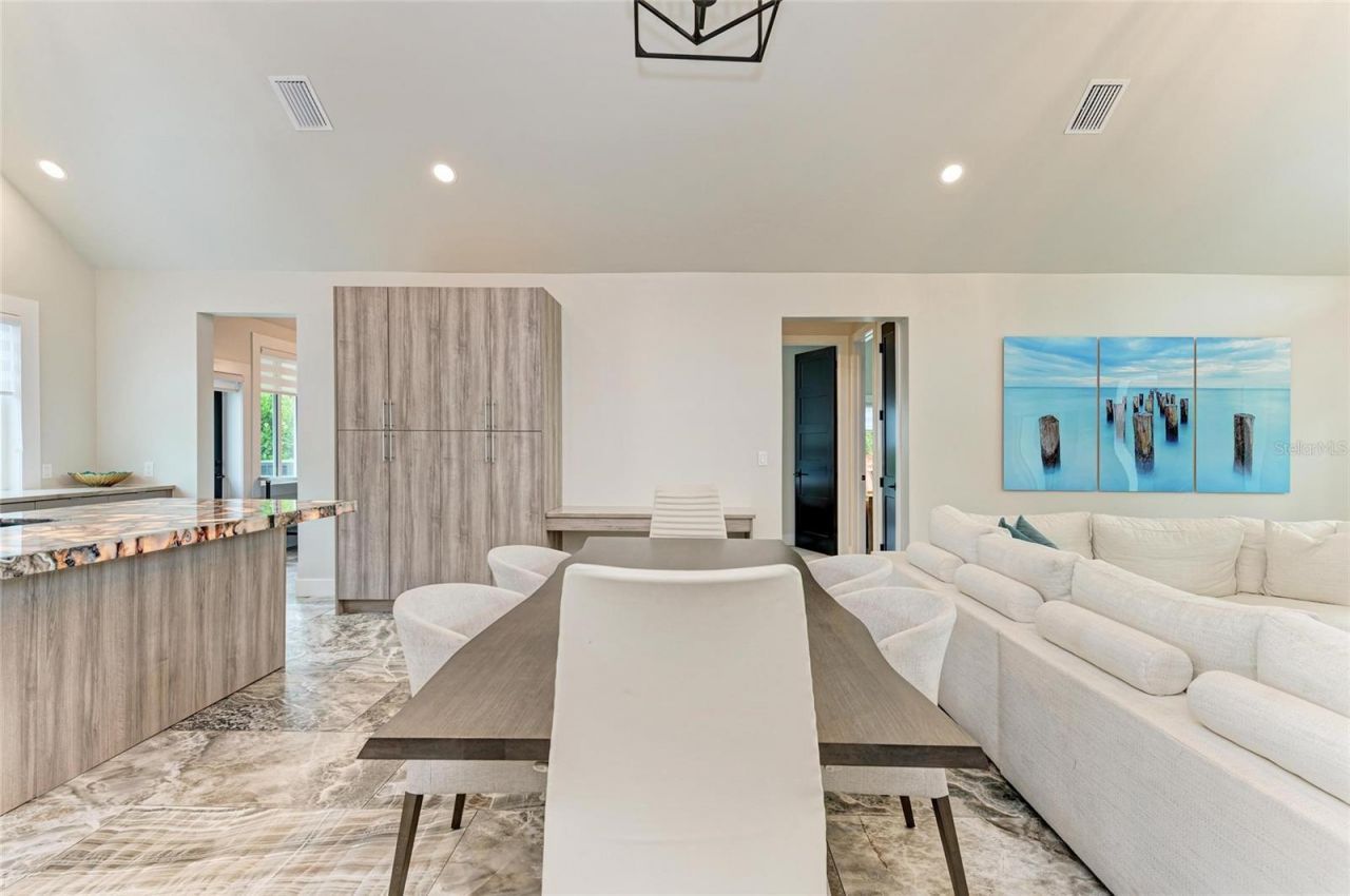 2156 Orchid Street, Sarasota, FL 34239 Photo