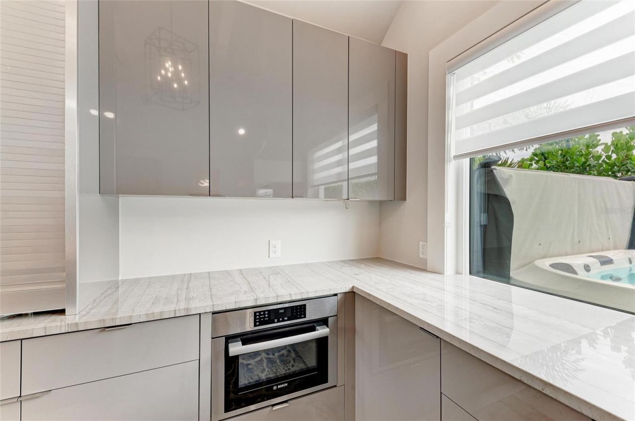 2156 Orchid Street, Sarasota, FL 34239 Photo