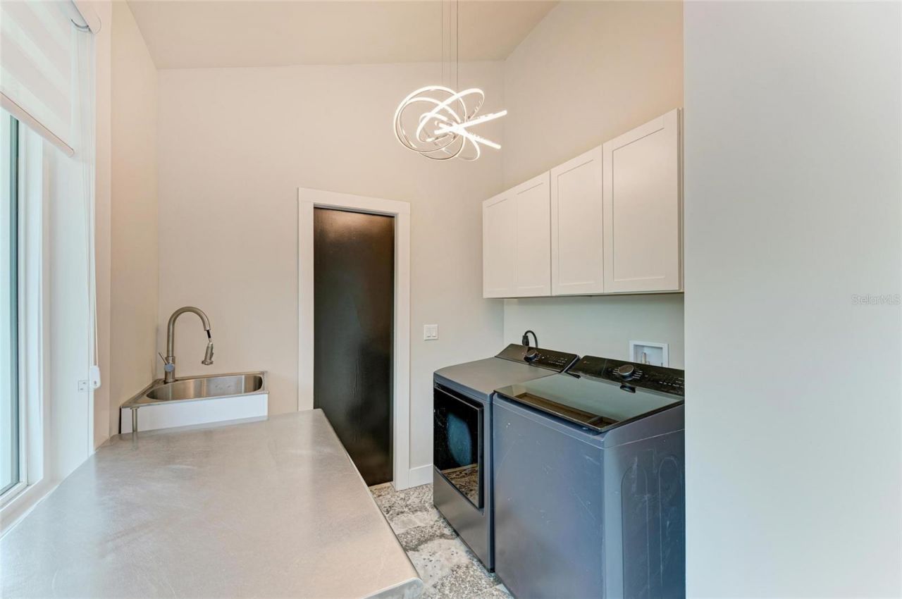 2156 Orchid Street, Sarasota, FL 34239 Photo