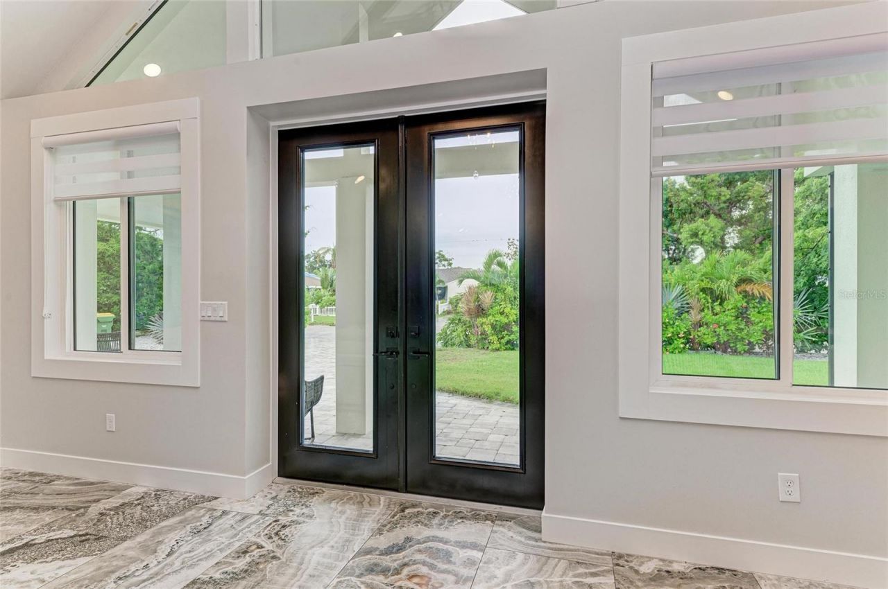 2156 Orchid Street, Sarasota, FL 34239 Photo