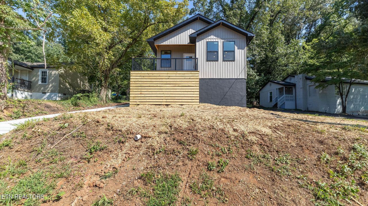 914 Beaman Lake Rd, Knoxville, TN 37914 Main Photo