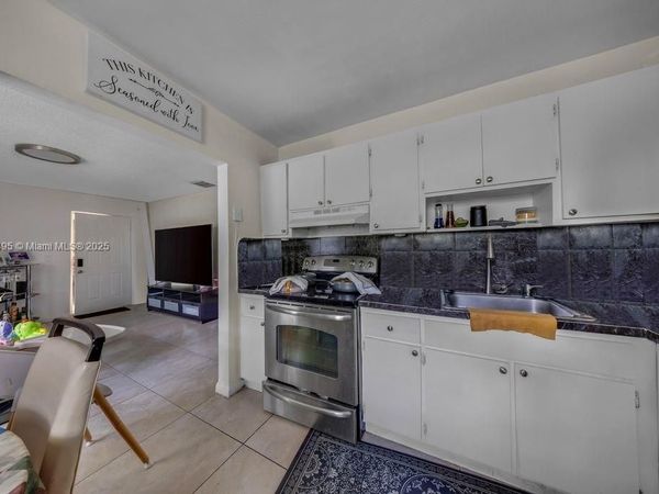 327 SW 13th Ave, Miami, FL 33135