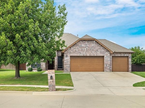 13501 Leather Strap Drive, Fort Worth, TX 76052