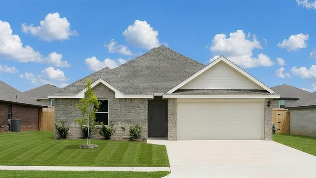 423 Park Place Drive, Newcastle, OK 73065 Main Photo