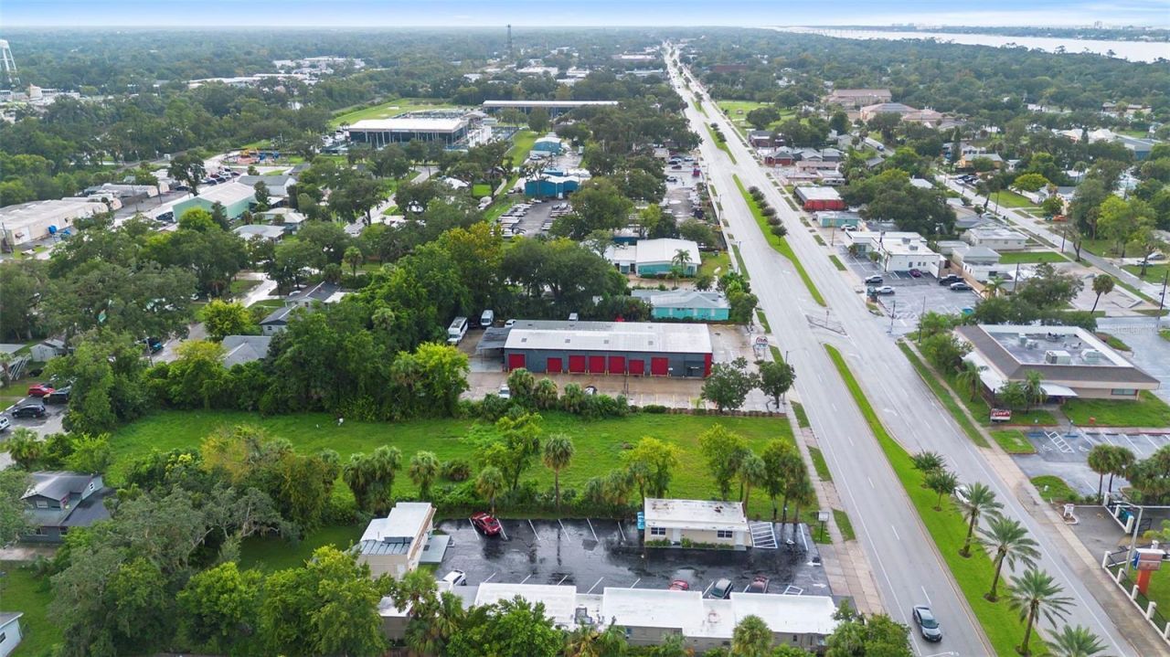 828 Ridgewood Avenue, Daytona Beach, FL 32117 Photo