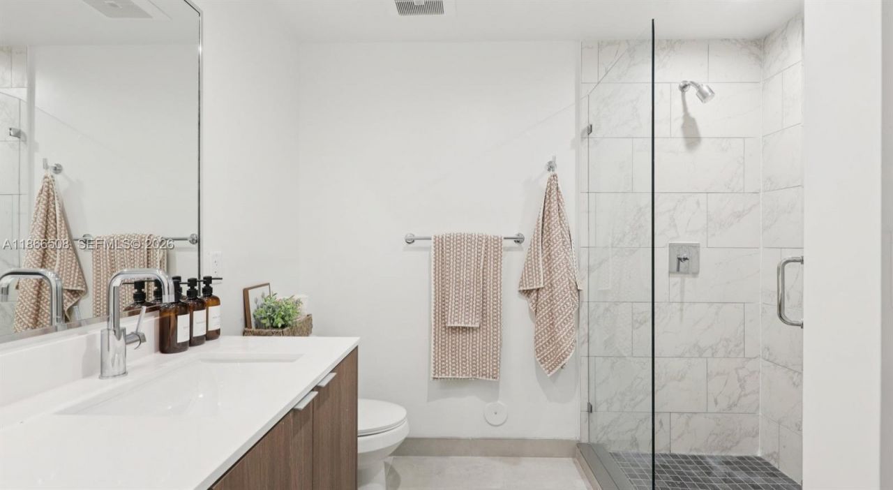 4465 Griffin Road, Unit C1, Davie, FL 33314 Photo