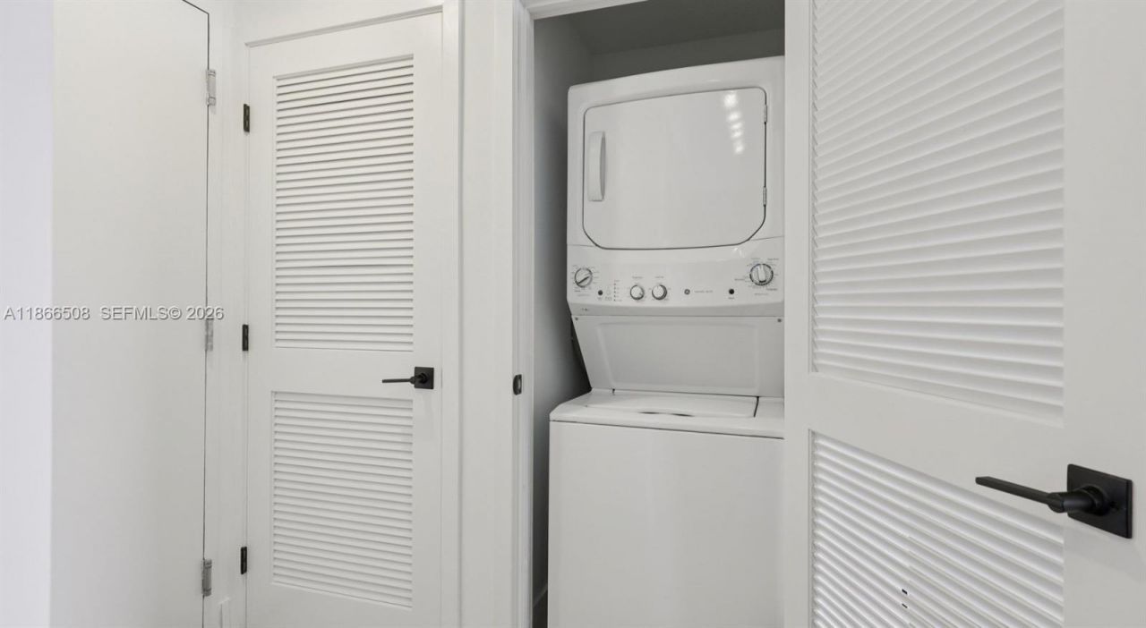 4465 Griffin Road, Unit C1, Davie, FL 33314 Photo