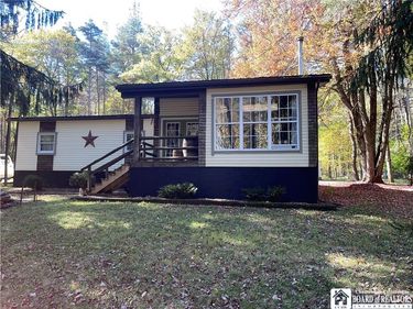 605 Guernsey Hollow Road, Frewsburg, NY 14738