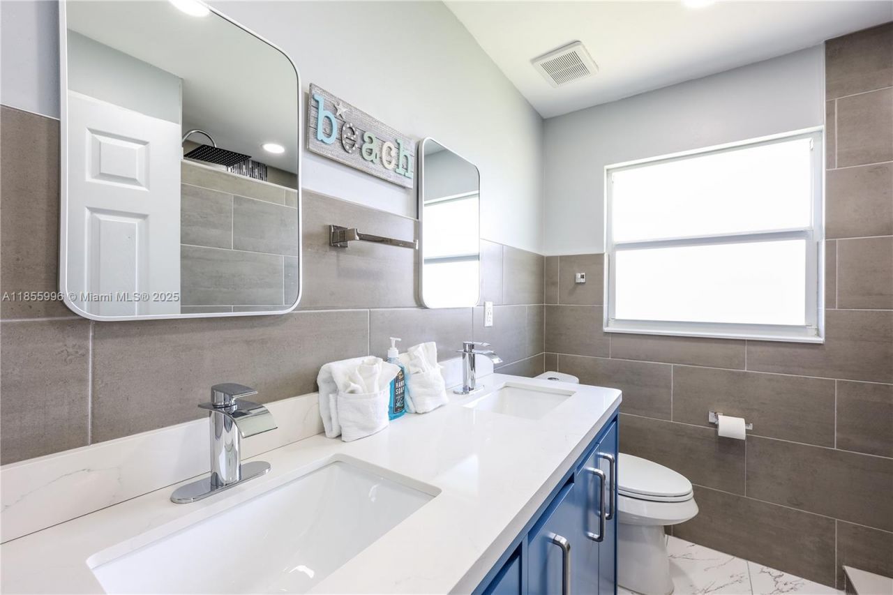 3505 SE 16th Place, Cape Coral, FL 33904 Photo