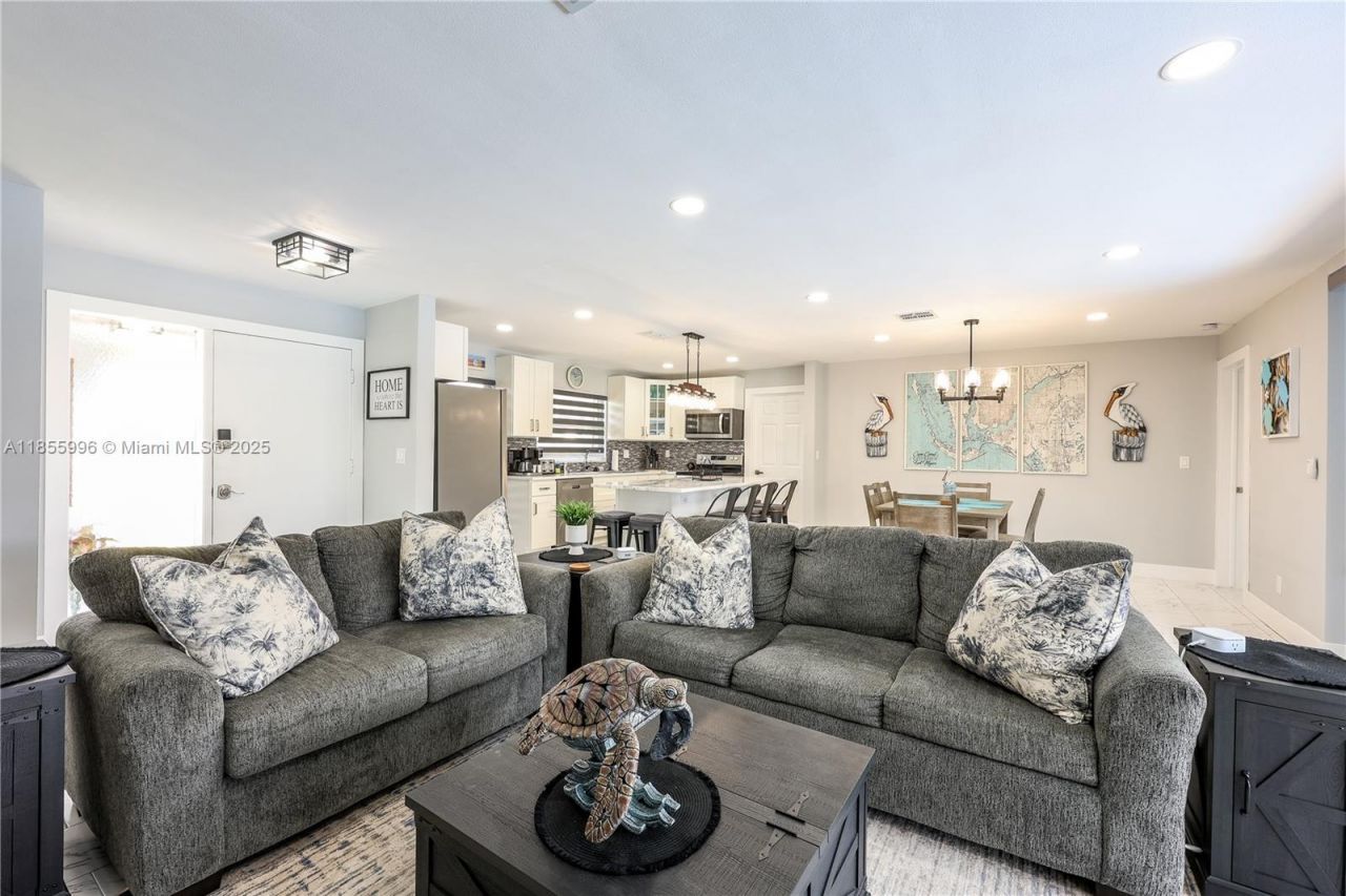 3505 SE 16th Place, Cape Coral, FL 33904 Photo