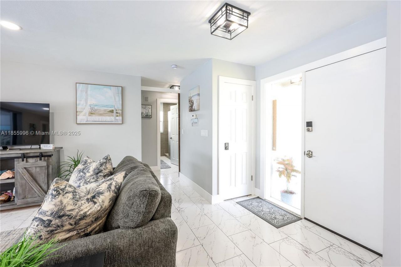 3505 SE 16th Place, Cape Coral, FL 33904 Photo