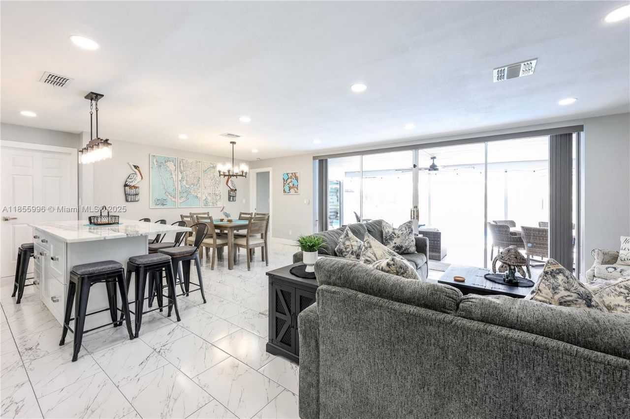 3505 SE 16th Place, Cape Coral, FL 33904 Photo