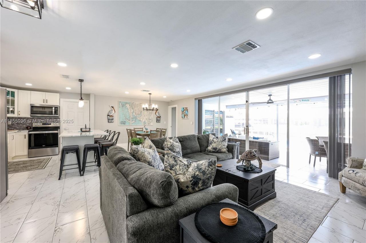 3505 SE 16th Place, Cape Coral, FL 33904 Photo