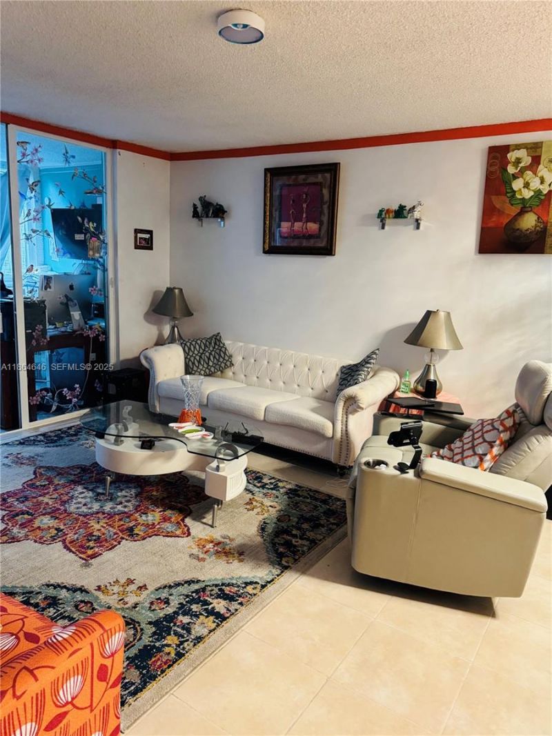 2649 NW 48th Ter, Unit 334, Lauderdale Lakes, FL 33313 Photo