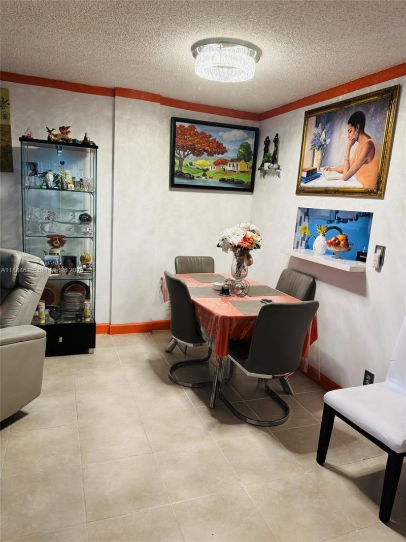 2649 NW 48th Ter, Unit 334, Lauderdale Lakes, FL 33313 Photo