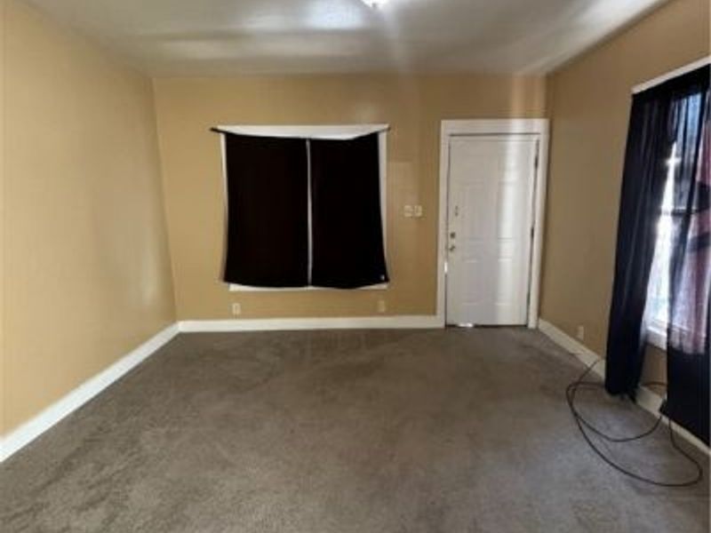 9607 Pratt Avenue, Cleveland, OH 44105 Photo 3