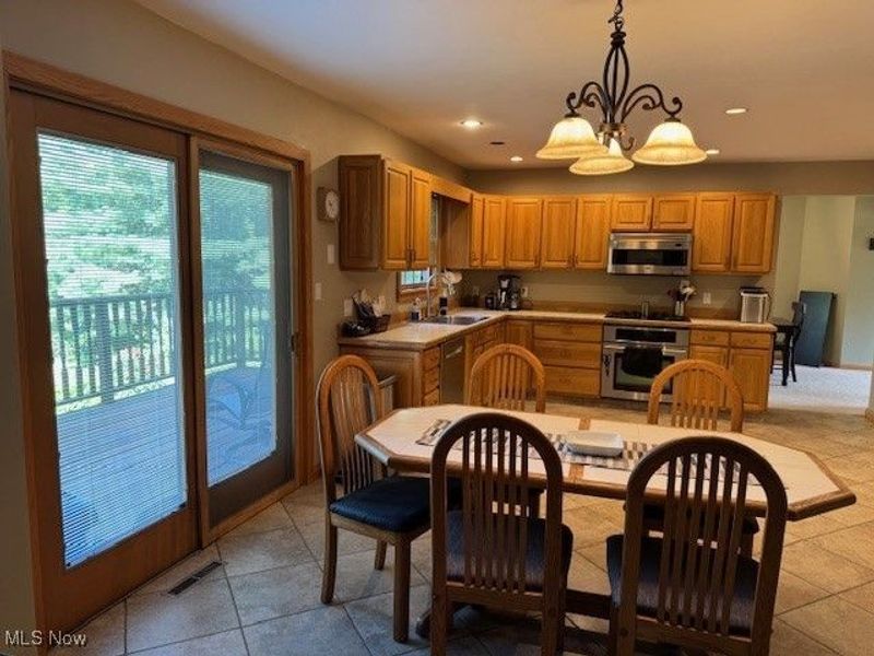 3425 Hummingbird Hill Drive, Poland, OH 44514 Photo 10