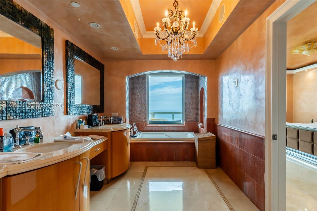 17875 Collins Ave, Unit 4001, Sunny Isles Beach, FL 33160 Photo