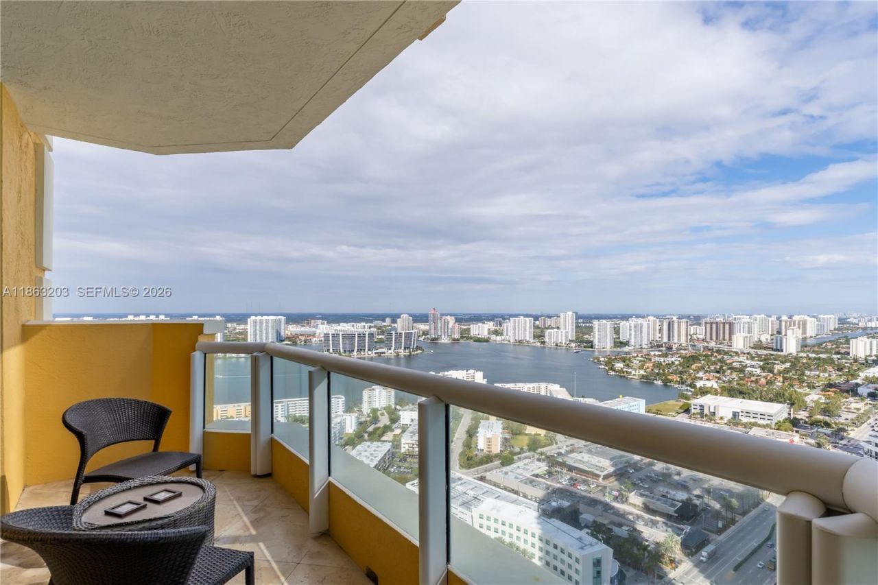 17875 Collins Ave, Unit 4001, Sunny Isles Beach, FL 33160 Photo