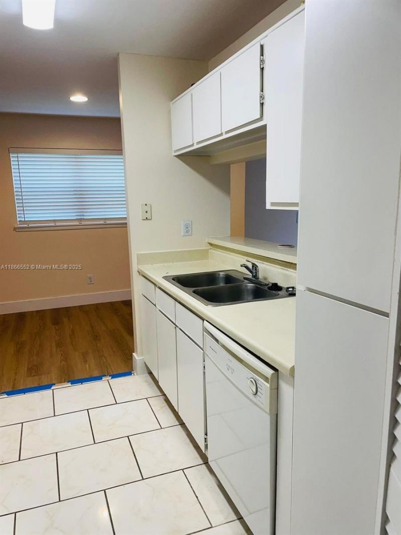 4085 NW 87th Ave, Unit 4085, Sunrise, FL 33351 Photo