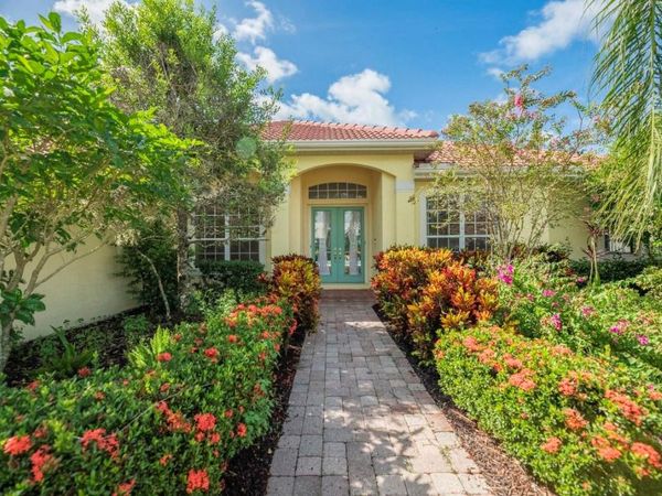 6124 STILLWATER COURT, BRADENTON, FL 34201