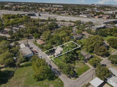 815 Viola Street, Dallas, TX 75203