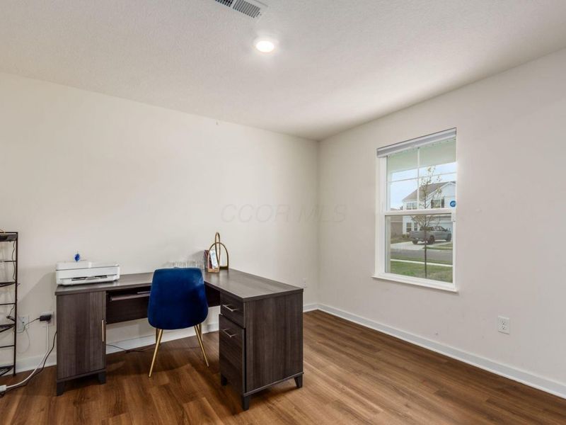 3816 Miltonsburg Drive, Grove City, OH 43123 Photo 3